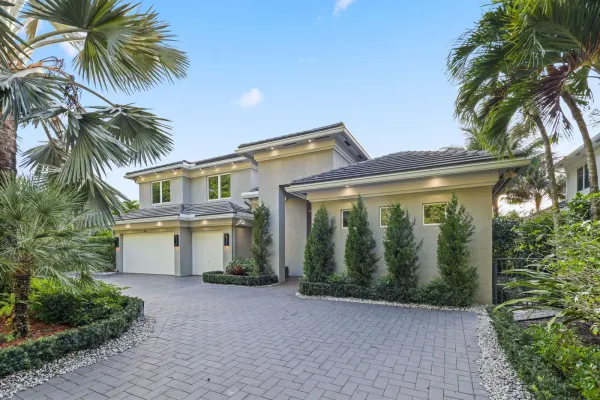 10110 Sweet Bay Street, Plantation, FL 33324