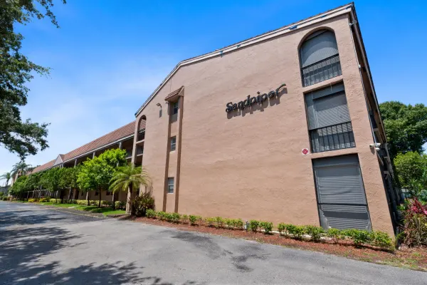 2700 Coral Springs Drive 309, Coral Springs, FL 33065