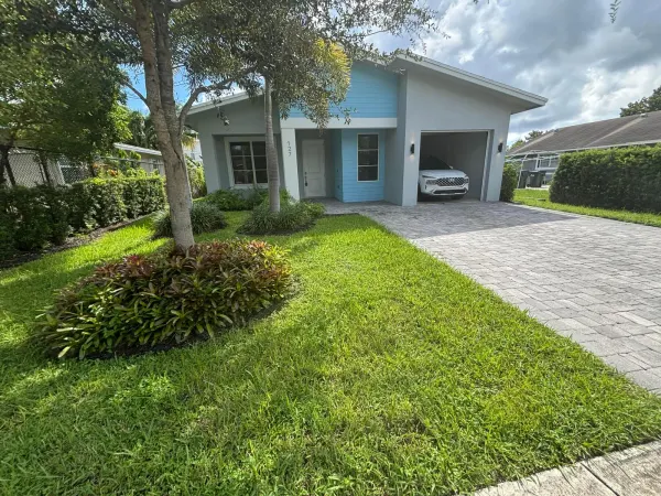 127 NW 9th Avenue, Delray Beach, FL 33444