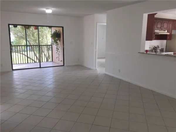 12276 Royal Palm Boulevard A-7, Coral Springs, FL 33065