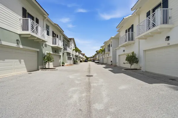 54 Palm Lane, Royal Palm Beach, FL 33411