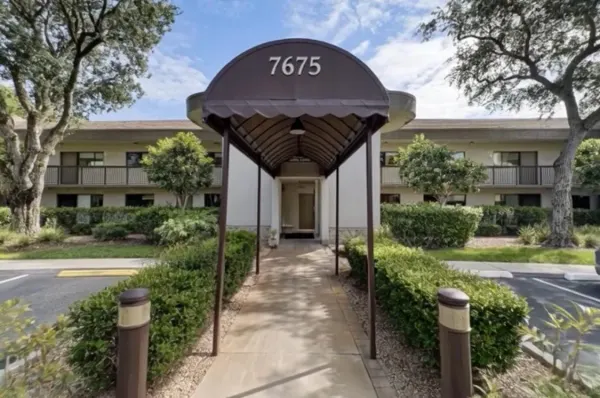 7675 NW 79th Avenue 114, Tamarac, FL 33321