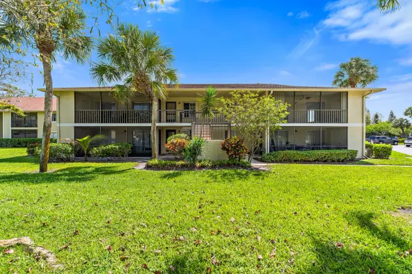 6536 Chasewood Drive H, Jupiter, FL 33458