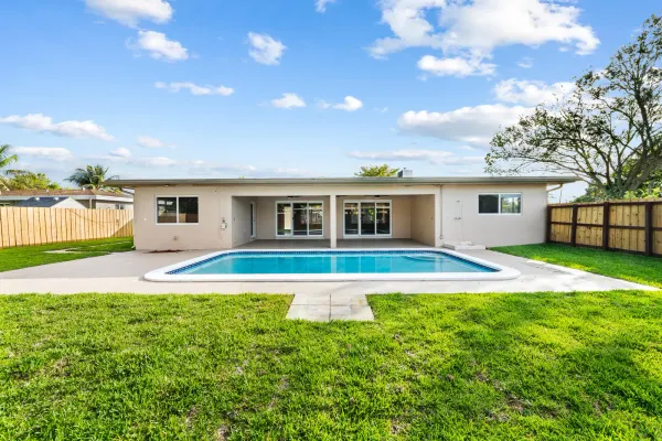3801 Tennessee Avenue, Fort Lauderdale, FL 33312