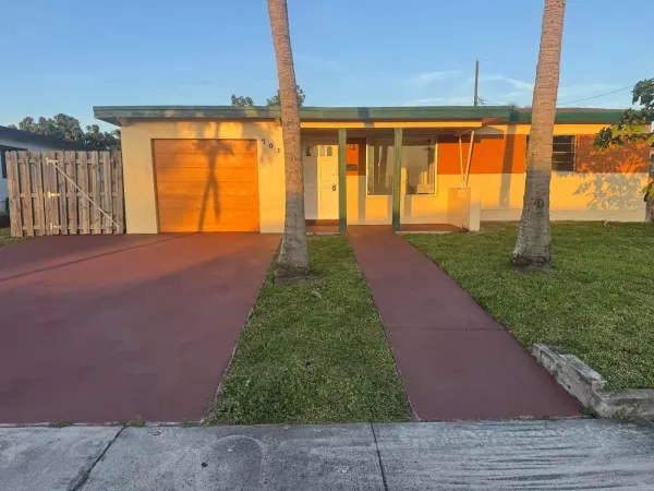 701 NW 74th Avenue, Hollywood, FL 33024