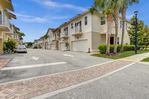 99 Palm Lane, Royal Palm Beach, FL 33411