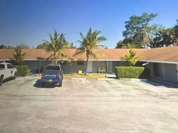 1967 Juno Road, North Palm Beach, FL 33408