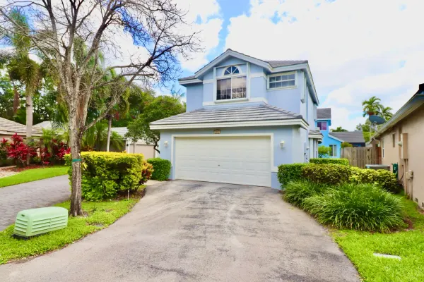 2884 Chapel Hill Court, Davie, FL 33328