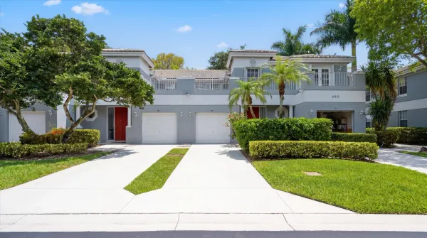10112 Andover Coach Circle B2, Lake Worth, FL 33449