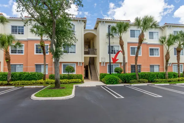 9873 Baywinds Drive 5107, West Palm Beach, FL 33411