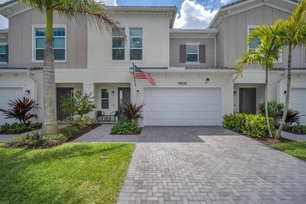 16121 Oakview Drive, Westlake, FL 33470