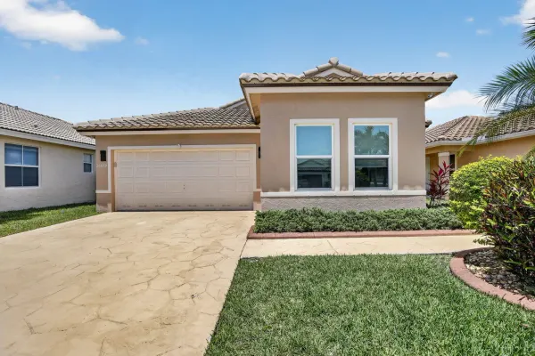 20869 NW 17th Street, Pembroke Pines, FL 33029