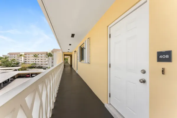 330 N Federal Highway 408, Deerfield Beach, FL 33441