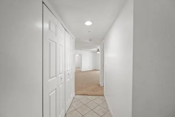 4159 N Haverhill Road 1307, West Palm Beach, FL 33417