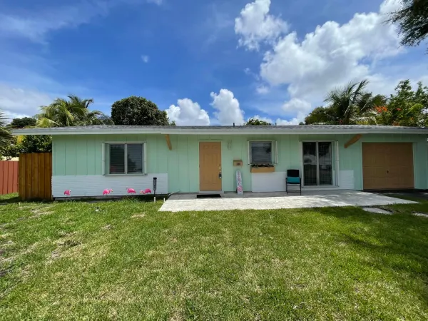 1166 SW 4th Street, Boca Raton, FL 33486