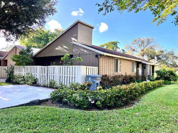 22303 Misty Woods Way, Boca Raton, FL 33428