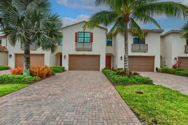10102 Akenside Drive, Boca Raton, FL 33428