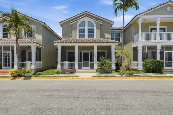 10581 NW 56th Place, Coral Springs, FL 33076