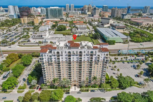616 Clearwater Park Road 1103, West Palm Beach, FL 33401