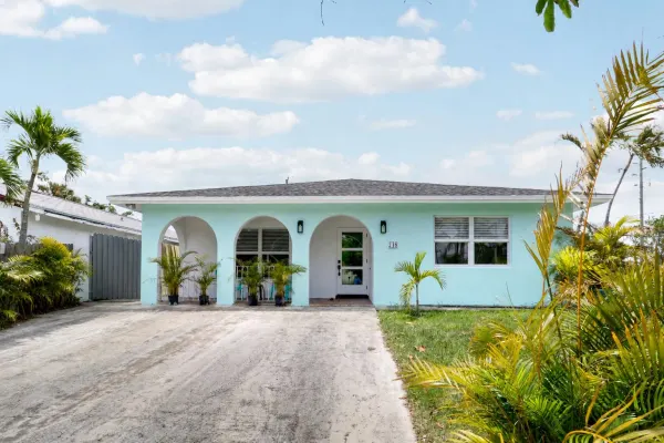 748 Tallapoosa Street, West Palm Beach, FL 33405