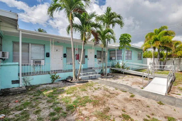 258 Conniston Road, West Palm Beach, FL 33405