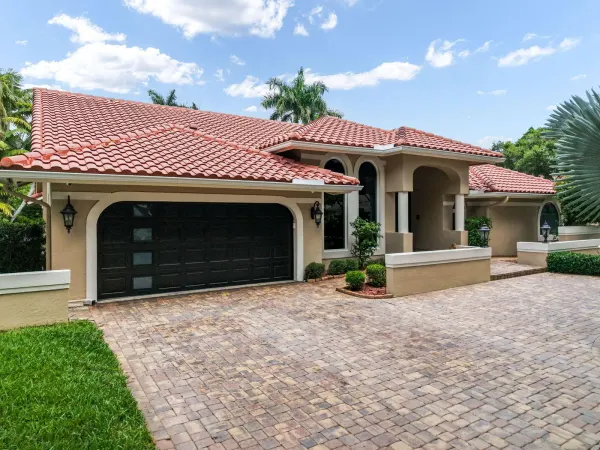 10810 Santa Rosa Drive, Boca Raton, FL 33498