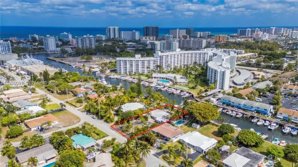 2740 NE 16th Street, Pompano Beach, FL 33062
