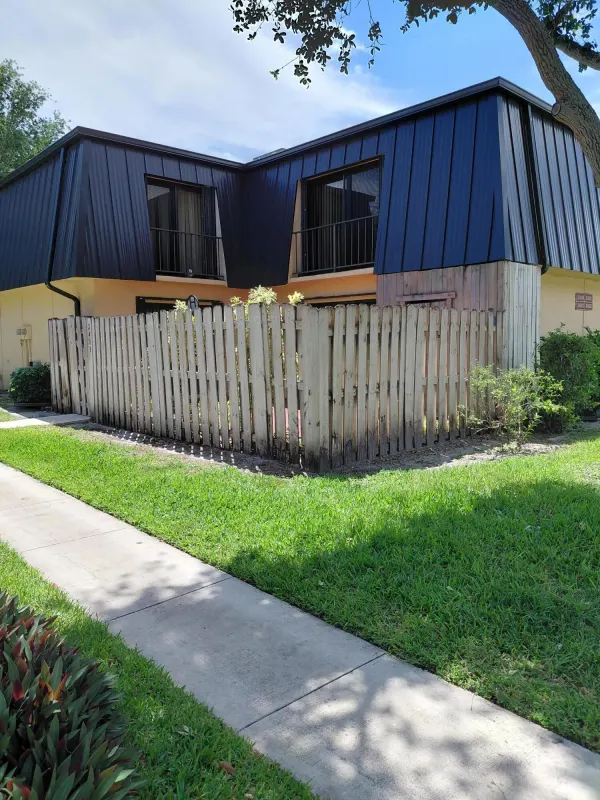 2403 S Waterside Drive 2403, Lake Worth, FL 33461
