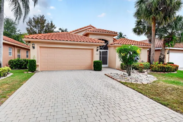 7565 Caprio Drive, Boynton Beach, FL 33472