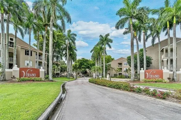 1780 Palm Cove Boulevard 6-308, Delray Beach, FL 33445