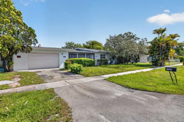1307 NW 15th Place, Fort Lauderdale, FL 33311