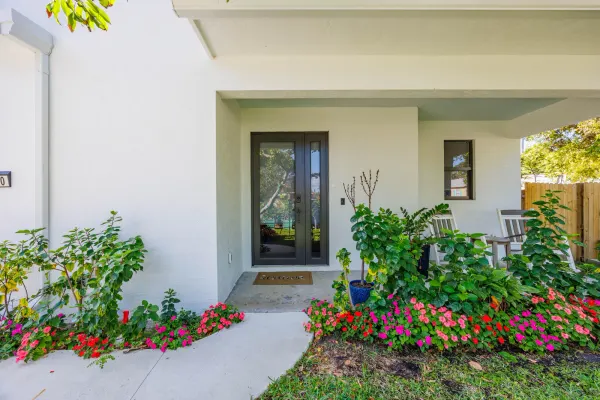 740 Winters, West Palm Beach, FL 33405