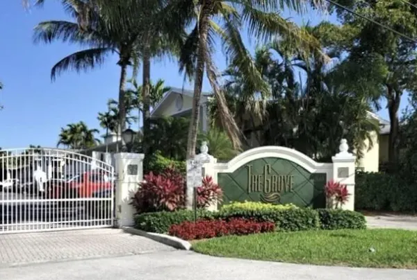 2660 NE 8th Avenue 302, Wilton Manors, FL 33334