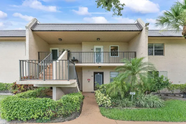 118 Lake Constance Drive, West Palm Beach, FL 33411