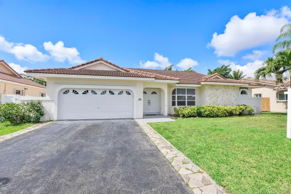 7484 NW 21st Street, Margate, FL 33063