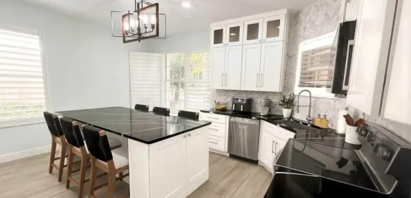 8070 Murano Circle, Palm Beach Gardens, FL 33418