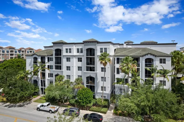 1660 Renaissance Commons Boulevard 2510, Boynton Beach, FL 33426