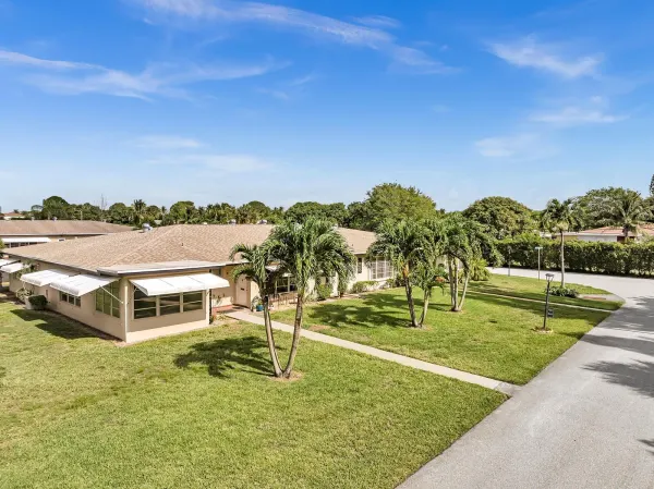 840 N High Point Blvd Boulevard N B, Delray Beach, FL 33445