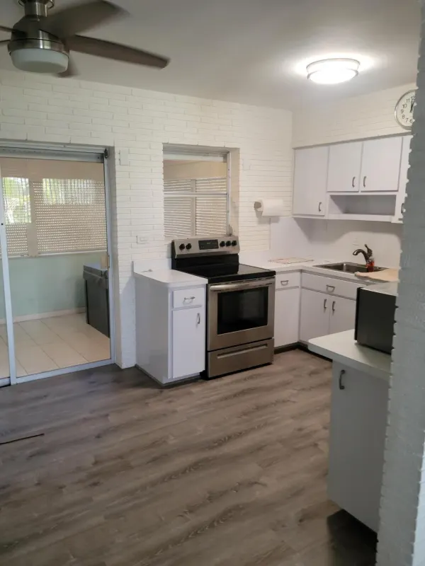 6781 Charleston Street, Hollywood, FL 33024