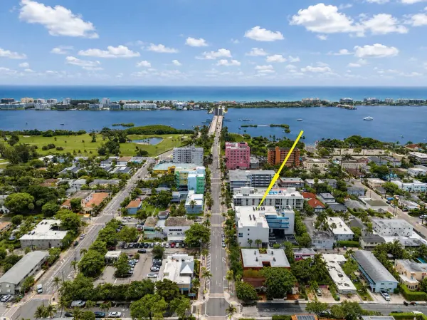 1 S Palmway 303, Lake Worth Beach, FL 33460