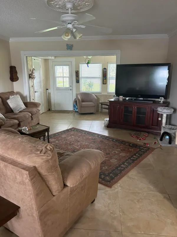 770 Lori Drive 245, Palm Springs, FL 33461