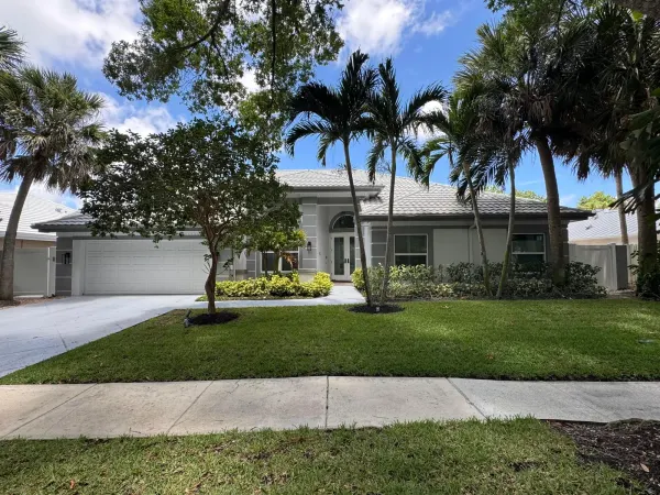 6132 Winding Lake Drive, Jupiter, FL 33458