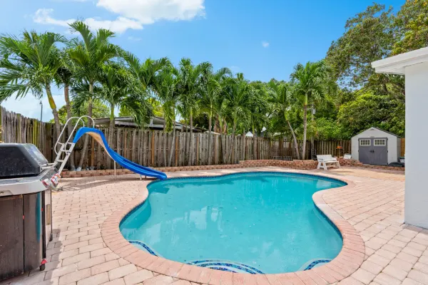 340 NE 26th Court, Pompano Beach, FL 33064