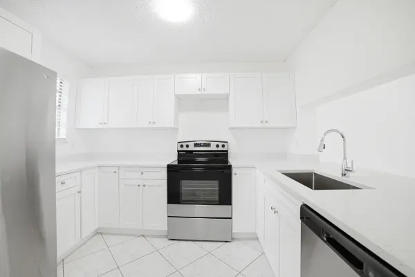 8207 Fairway Road Road 8207, Sunrise, FL 33351