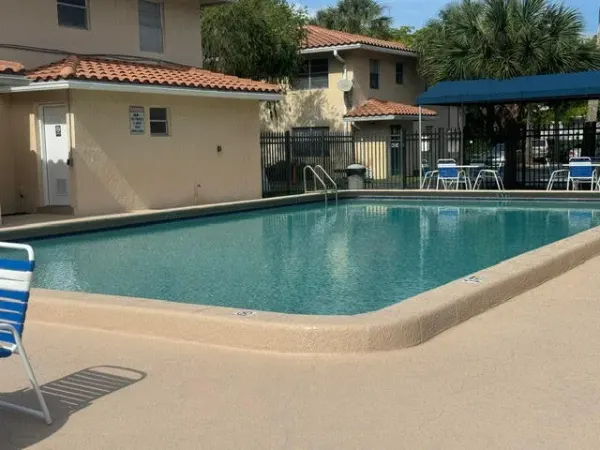 3211 NW 103rd Terrace 106-c, Coral Springs, FL 33065