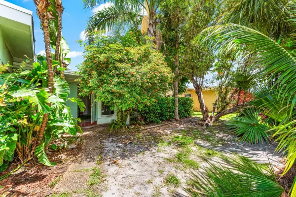 8961 Sunset Strip, Sunrise, FL 33322