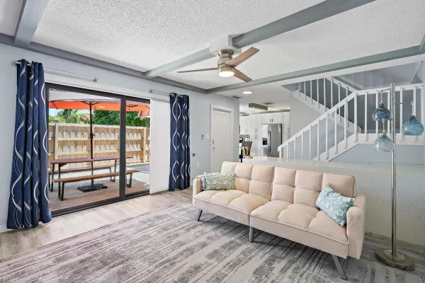 3331 S Meridian Way S A, Palm Beach Gardens, FL 33410
