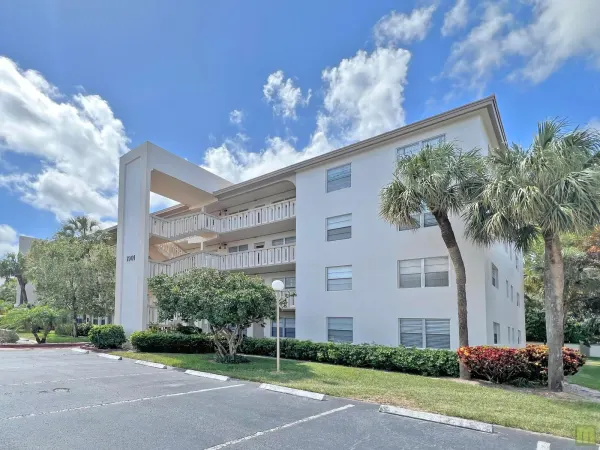 1901 Bermuda Circle M2, Coconut Creek, FL 33066