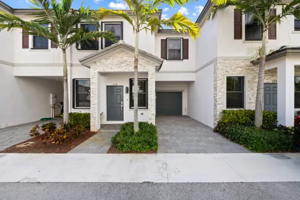 534 SW 19th Terrace, Fort Lauderdale, FL 33312