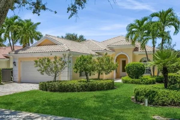 170 Euphrates Circle, Palm Beach Gardens, FL 33410